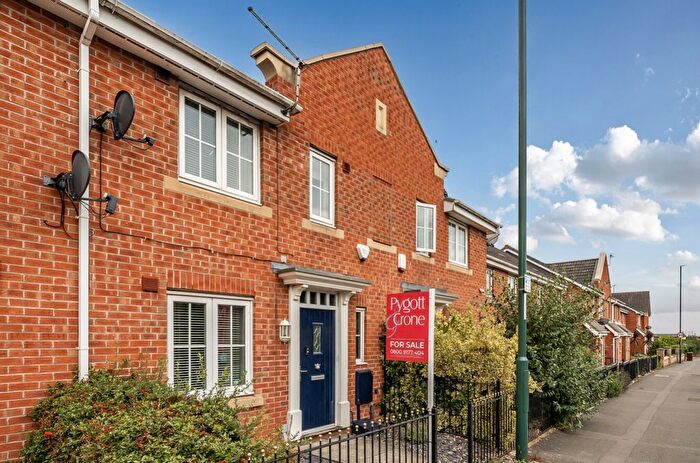 3 Bedroom Terraced House For Sale In Beechdale Road, Nottingham, Nottinghamshire, NG8
