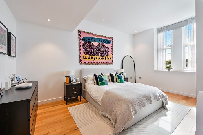 1 Bedroom Flat For Sale In Islington Square, Esther Anne Place, London, N1