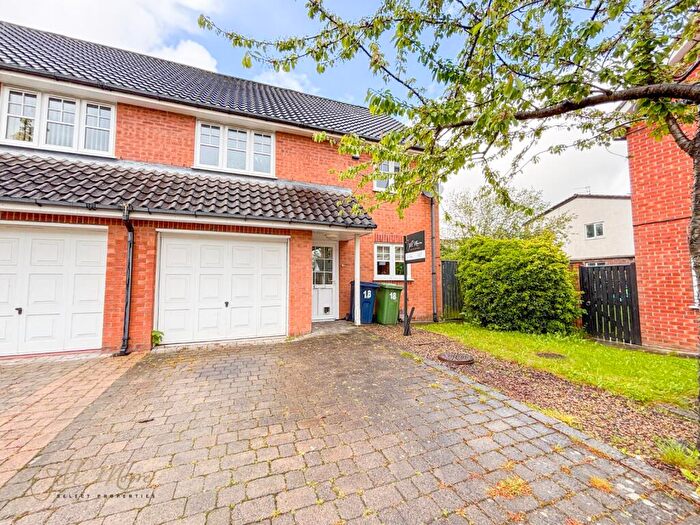 3 Bedroom Semi-Detached House To Rent In Buttermere, Albany, Washington, Tyne & Wear, NE37