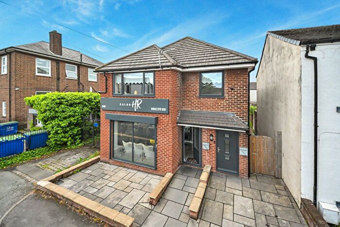 3 Bedroom Flat To Rent In A, Crab Tree Lane, Manchester, M46