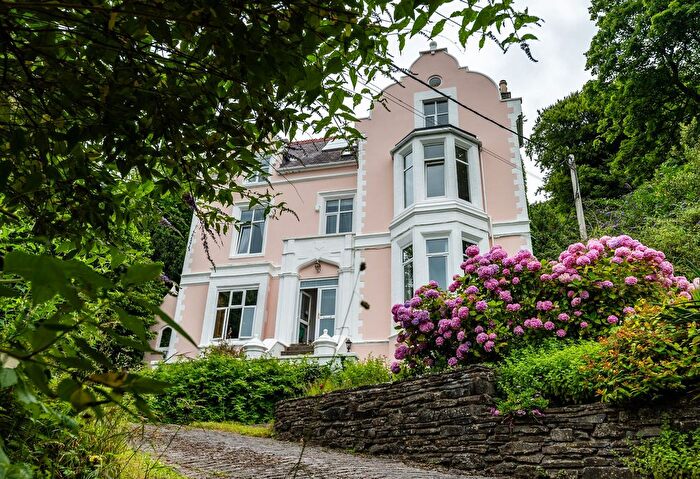 8 Bedroom Detached House For Sale In Hill House, Llansteffan, Carmarthen, SA33