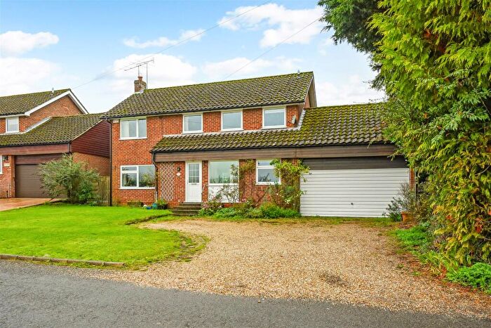 4 Bedroom Detached House For Sale In Hurstbourne Priors, RG28