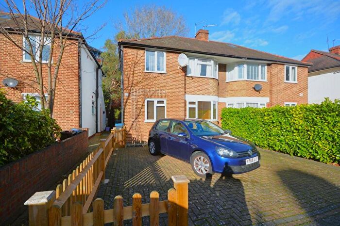 2 Bedroom Flat To Rent In Runnymede, Colliers Wood, London, SW19