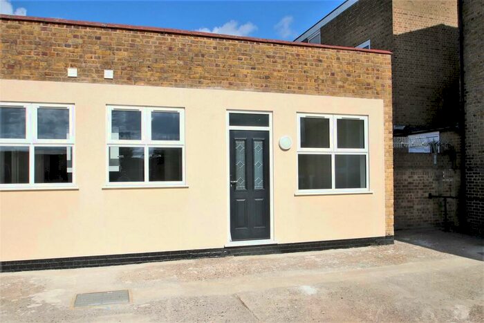 1 Bedroom Flat To Rent In Crook Log, Bexleyheath, DA6