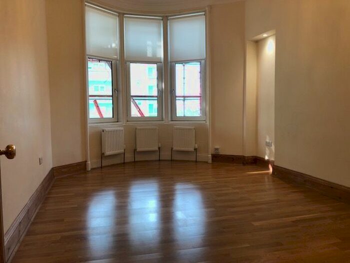 1 Bedroom Flat To Rent In Laurel Place, Thornwood, Glasgow, G11