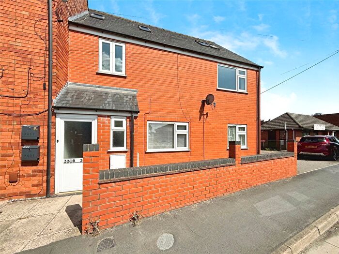 2 Bedroom Flat To Rent In Newark Road, North Hykeham, Lincoln, Lincolnshire, LN6