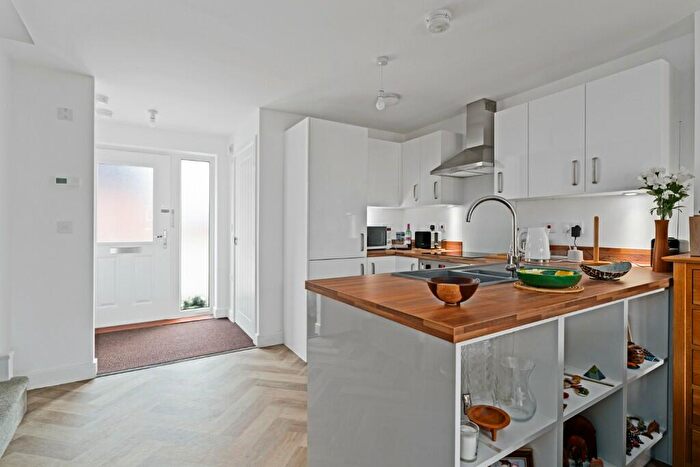 2 Bedroom Terraced House For Sale In Arden Drive, Warsash, SO31