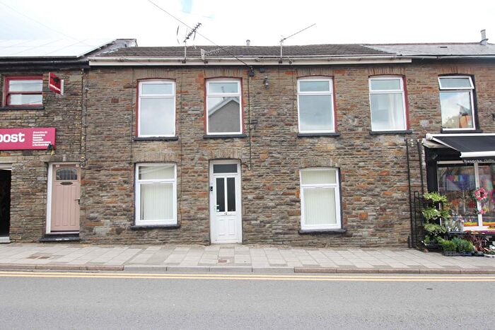 1 Bedroom Apartment To Rent In Waunrhydd Road, Tonyrefail, CF39