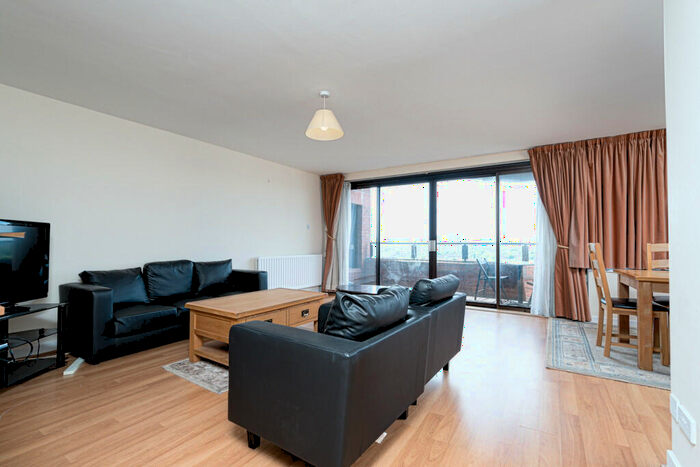 2 Bedroom Apartment To Rent In Cresta House, Swiss Cottage, NW3