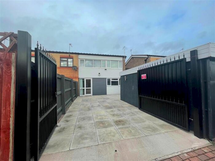 3 Bedroom Property To Rent In Wattisham Square, Castle Vale, Birmingham, B35