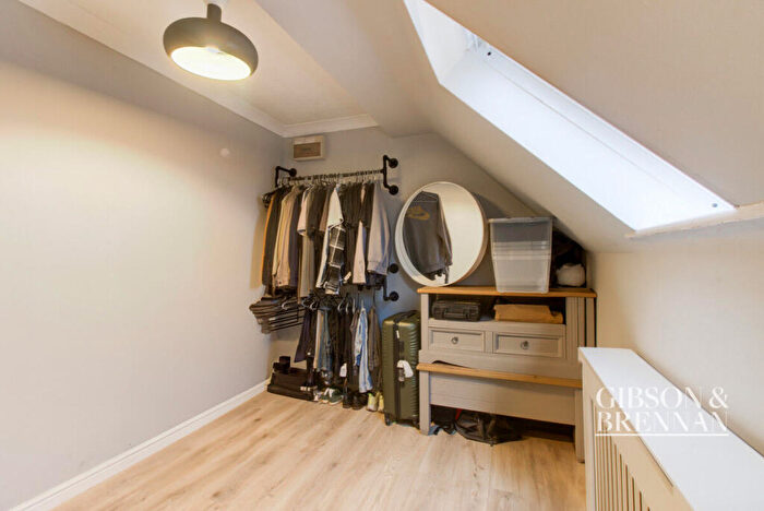 2 Bedroom Apartment For Sale In Stafford Green, Basildon, SS16