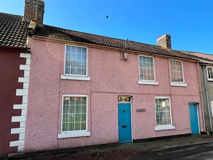 3 Bedroom House For Sale In The Green, Brompton, DL6