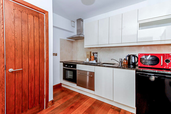 2 Bedroom Apartment To Rent In Marston Ferry Court, Summertown, Oxfordshire, OX2