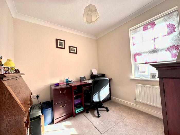 4 Bedroom Detached House For Sale In Tennyson Place, Ely, CB6