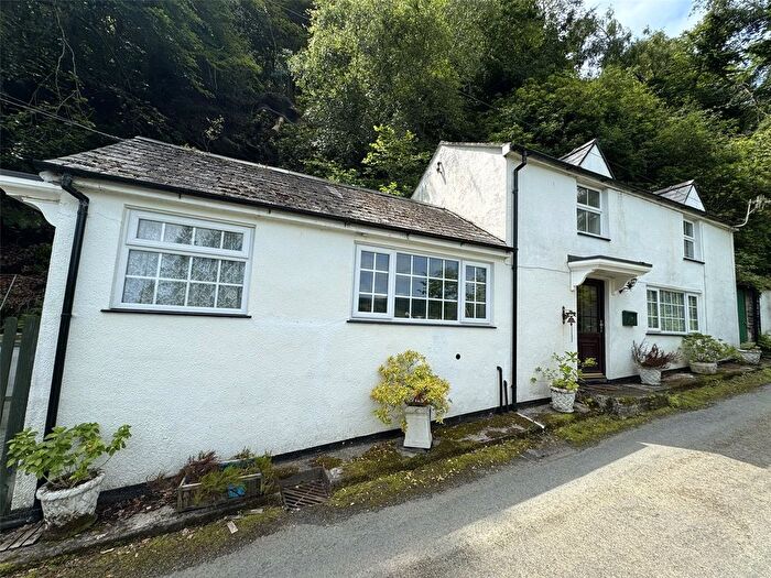 2 Bedroom Detached House For Sale In Derwenlas, Machynlleth, Powys, SY20
