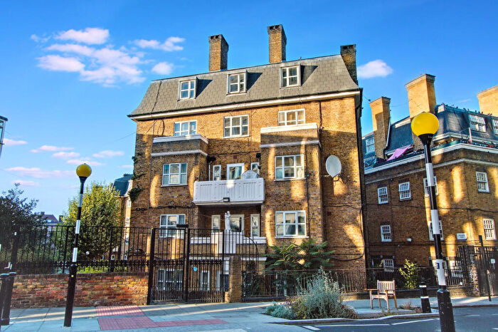 1 Bedroom Flat For Sale In Flat A, St Marys, Doric Way, Somers Town, London, NW1