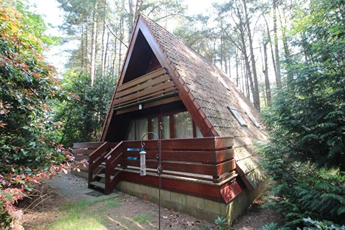 2 Bedroom Lodge For Sale In Sandy Hill Lane, Weybourne, NR25