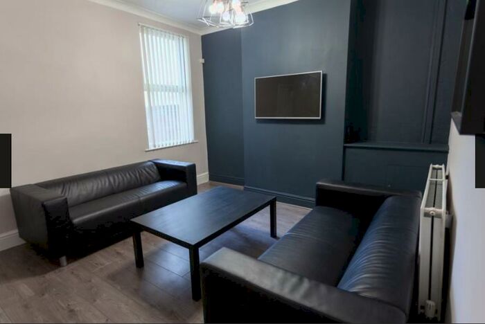 5 Bedroom Terraced House To Rent In Cotswold Street, Liverpool, L7