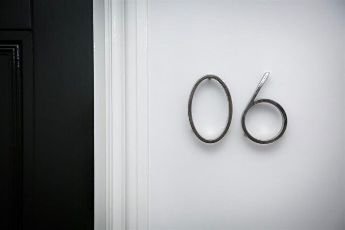2 Bedroom Apartment To Rent In Apartment, New Square, Chesterfield, Derbyshire, S40