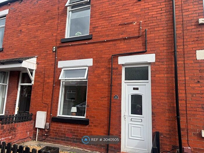 2 Bedroom Terraced House To Rent In Vine St, Wigan, WN1