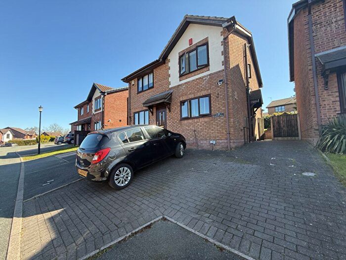 2 Bedroom Semi Detached House For Sale In Redwing Drive, Stoke-On-Trent, ST8