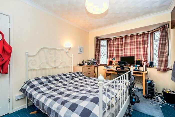 4 Bedroom Detached House To Rent In Padwell Road, Southampton, Hampshire, SO14