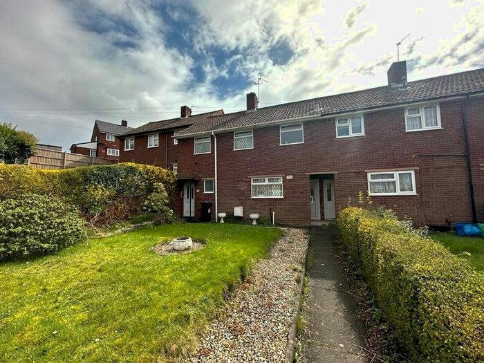 3 Bedroom Terraced House To Rent In Summer Lane, Dudley, West Midlands, DY3
