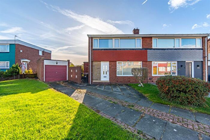 3 Bedroom Semi-Detached House For Sale In Cotter Riggs Place, Chapel Park, NE5