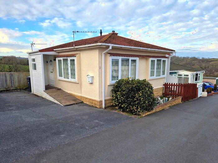 2 Bedroom Park Home For Sale In The Firs, Exeter, EX2