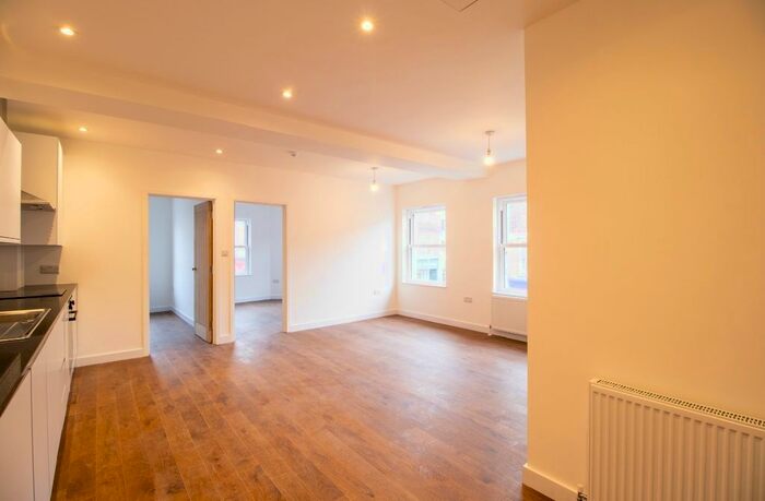 2 Bedroom Flat To Rent In Union Street, Barnet, EN5