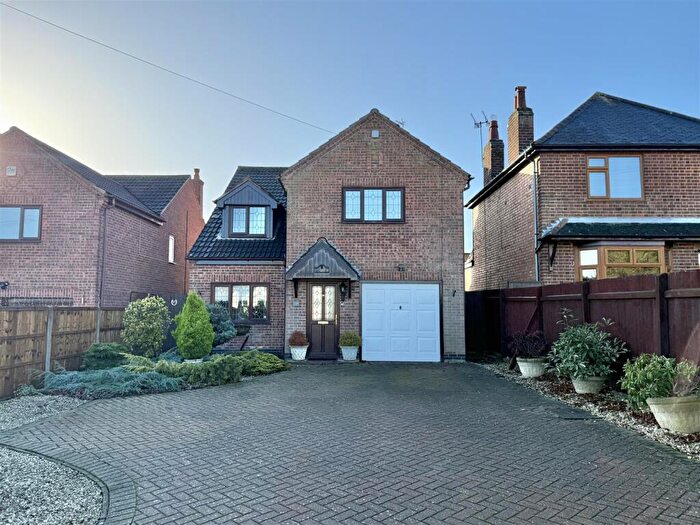3 Bedroom Detached House For Sale In Wigston Lane, Aylestone, LE2