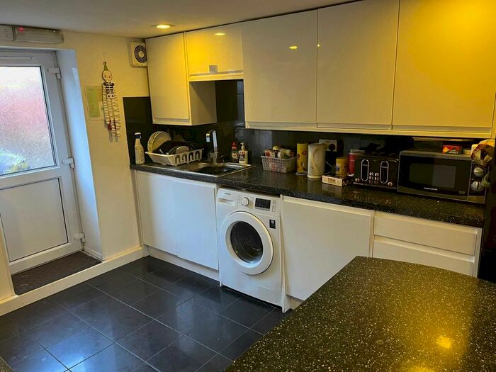 7 Bedroom Terraced House To Rent In Woodville Road, Cardiff, CF24