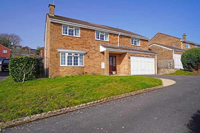 4 Bedroom Detached House For Sale In Biddel Springs, Highworth, SN6