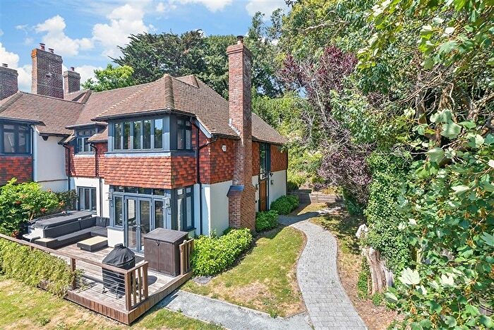 4 Bedroom Semi Detached House For Sale In Cannongate Road, Hythe, Kent, CT21
