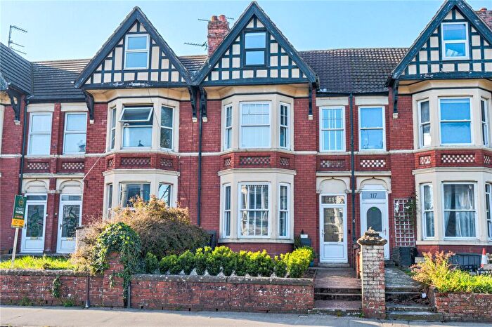 5 Bedroom Terraced House For Sale In Bath Road, Old Town, Swindon, Wiltshire, SN1