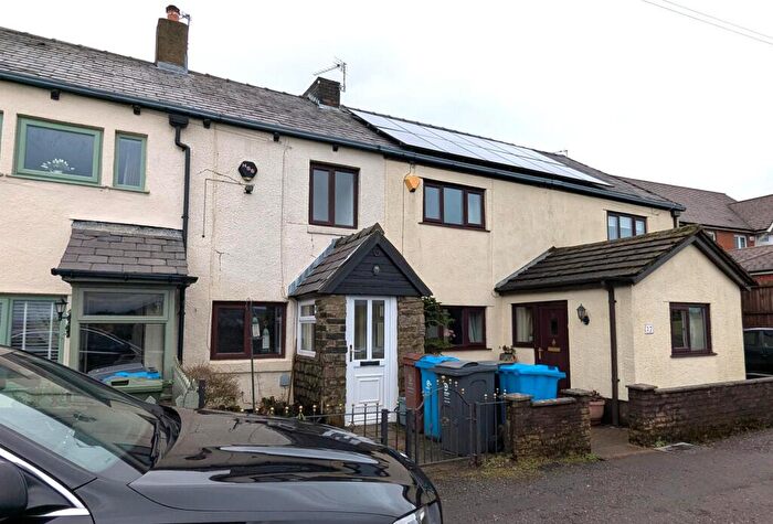 1 Bedroom Terraced House To Rent In Higher Counthill, Oldham, OL4