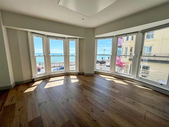 1 Bedroom Flat To Rent In Kings Road, Brighton, BN1