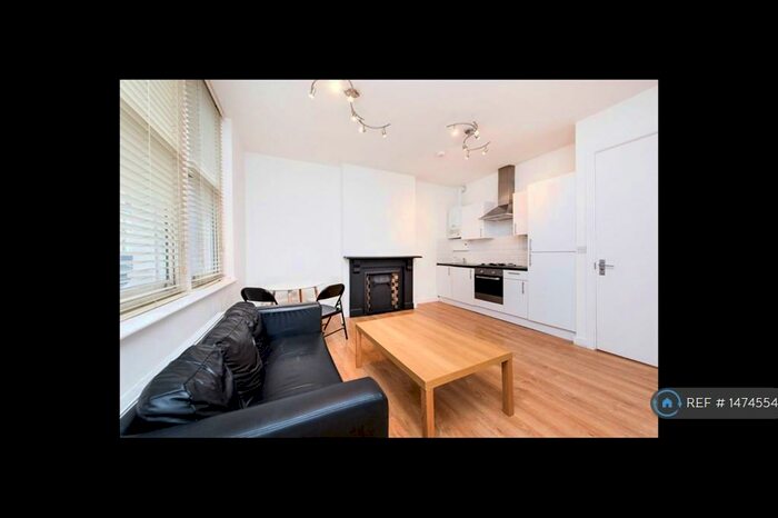 3 Bedroom Flat To Rent In Green Lanes, London, N4