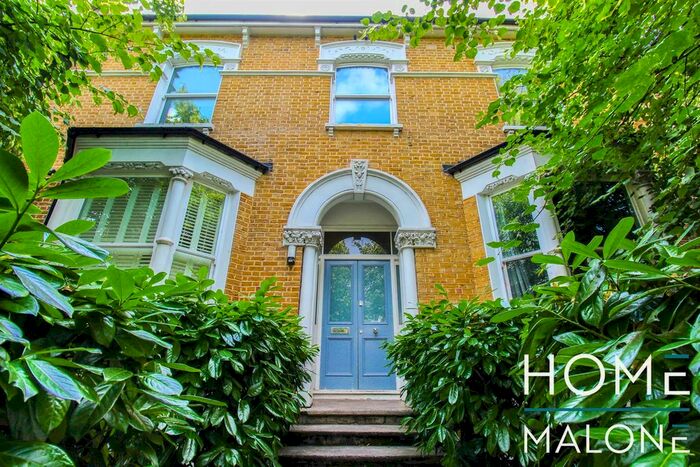 2 Bedroom Flat To Rent In Lordship Park, London, N16