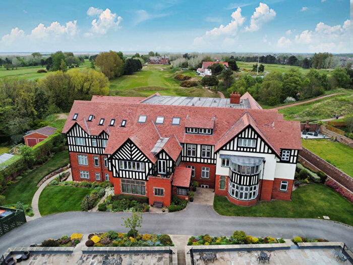 2 Bedroom Apartment For Sale In Rosefield Hall, Hesketh Road, Southport, PR9