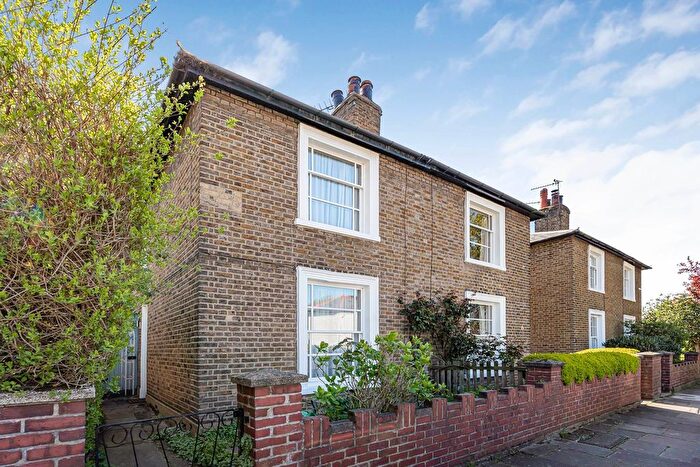 3 Bedroom Semi Detached House For Sale In Mattock Lane, West Ealing, Ealing, W13