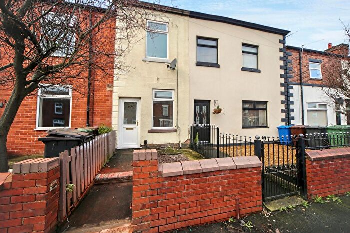 2 Bedroom Terraced House To Rent In Billinge Road, Wigan, WN5