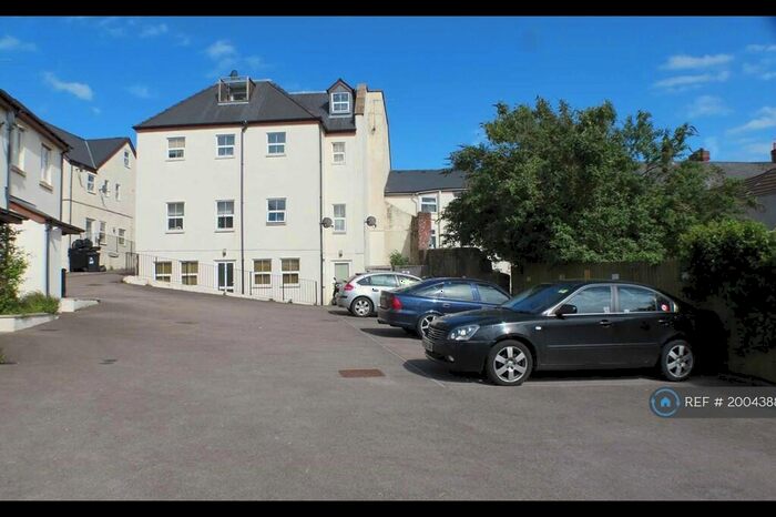 2 Bedroom Flat To Rent In Market Street, Cinderford, GL14