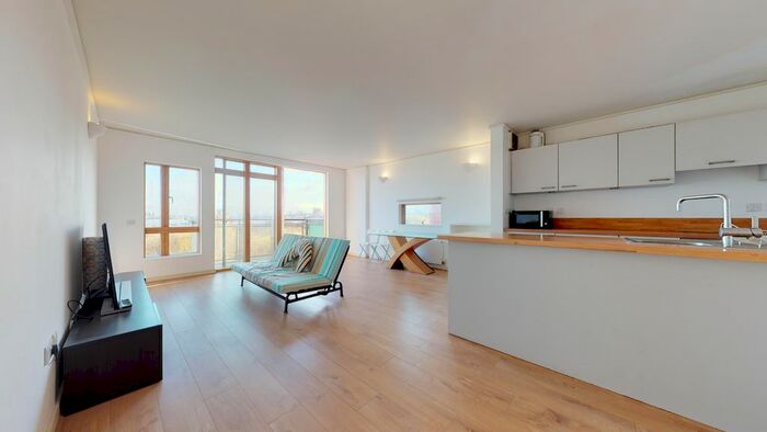 2 Bedroom Flat To Rent In Renaissance Walk, London SE10