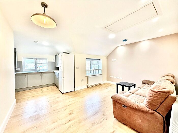 1 Bedroom Flat To Rent In Windsor Road, Harrow, HA3