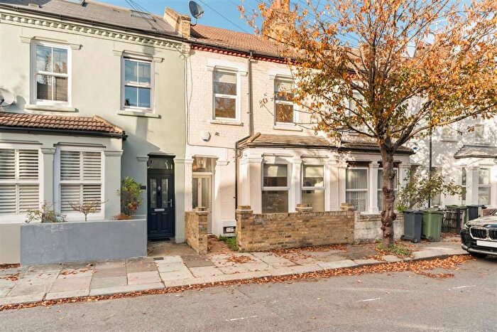 3 Bedroom Property For Sale In Margate Road, Brixton, SW2