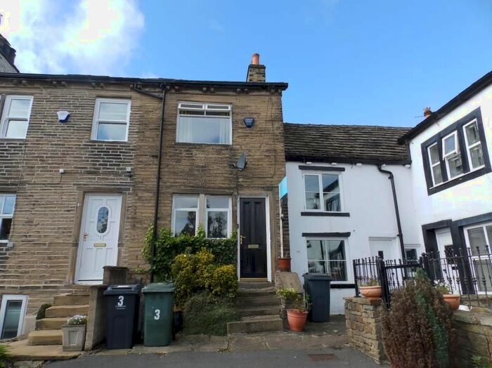1 Bedroom Cottage To Rent In Town Lane, Bradford, West Yorkshire, BD10