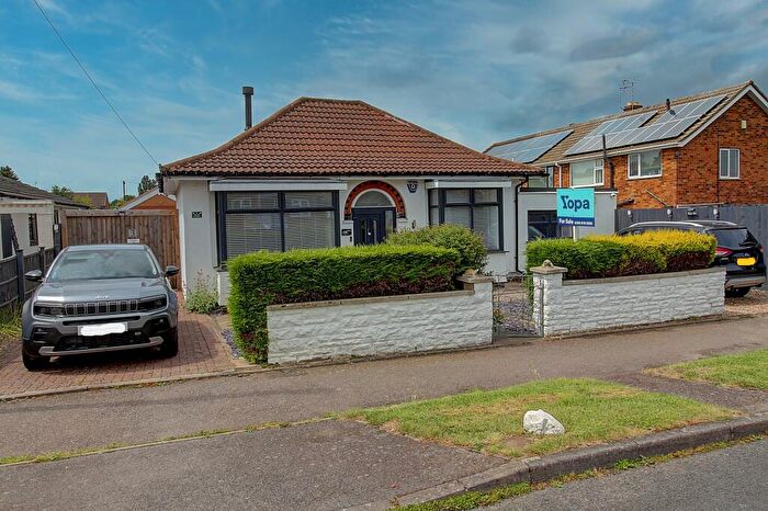 3 Bedroom Bungalow For Sale In Tournament Road, Glenfield, LE3