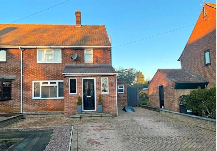 3 Bedroom Semi-Detached House For Sale In Bettycroft Close, Ravensthorpe, Northampton, NN6