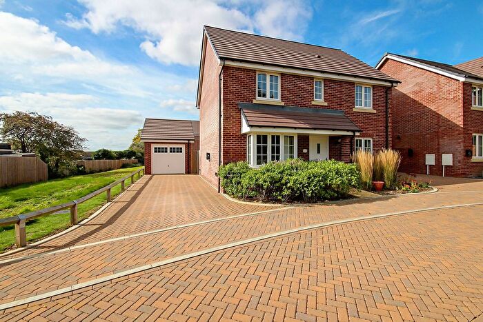 4 Bedroom Detached House For Sale In Avocet Drive, Angmering, BN16